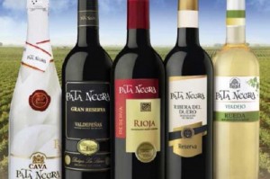 Vinos de la marca 'Pata Negra'.