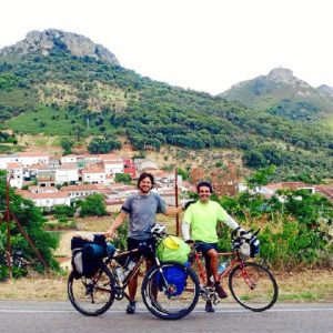 Íñigo y Andrés ya han recorrido unos 600 kilómetros.