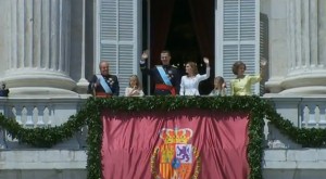 Los Reyes junto a sus hijas, Don Juan Carlos y Doña Sofía.