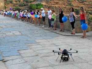 Los organizadores emplearon un dron para que hiciera fotos desde el aire. / Foto: Facebook Alcántara Mejor Rincón 2014