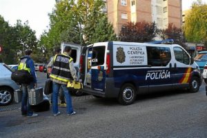 La Policía ha registrado la casa que alquiló el supuesto pederasta en Madrid. / Foto: Europa Press