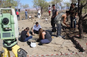 Excavación arqueológica en Lanteira.