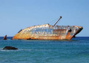 El SS América encallado en Fuerteventura, año 2006. / Foto: wikipedia.