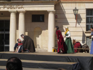 El padre de Isabel niega su mano a Diego ante la mirada desesperada de la joven.