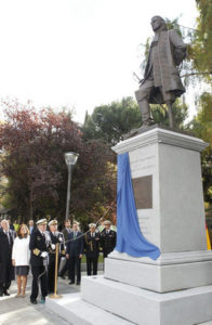 El Rey Don Juan Carlos inauguró el monumento. / Foto: Ministerio de Defensa.