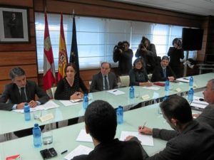Reunión para abordar el futuro de Campofrío en Burgos. / Foto: Europa Press.