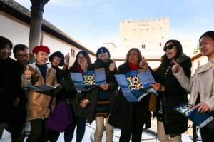 Turistas en la Alhambra. / Foto: www.alhambra-patronato.es