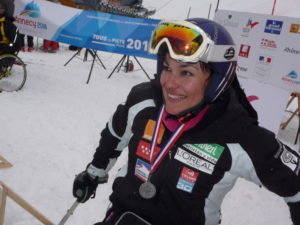Villa ha logrado varias medallas de oro y plata en esquí.