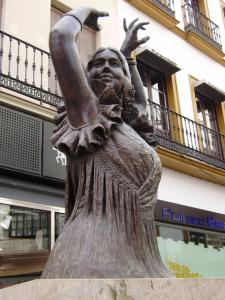 Estatua de Pastora Imperio, encargo de la Duquesa de Alba.