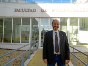 El vicedecano de ordenación académica de la Facultad de Humanidades de la UHU, Alfonso Doctor.