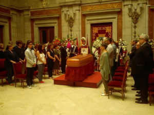 Los familiares y amigos de Zerolo lo velan en la capilla ardiente. / Foto: Europa Press.