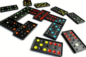 domino_online