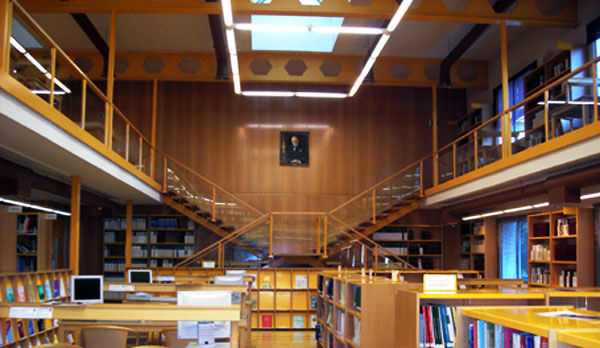 Biblioteca en el distrito de Chamartín