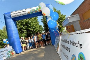 Participantes en la carrera solidaria.