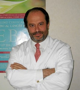 El doctor Luis Chivas. / Foto: MD Anderson.