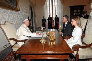 El Papa ha recibido a los Reyes de España en el Vaticano. / Foto: Casa Real.