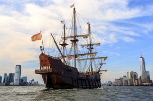 El galeon Andalucía en Nueva York.