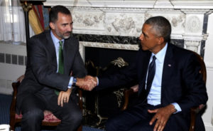 Saludo entre el Rey y Barack Obama.