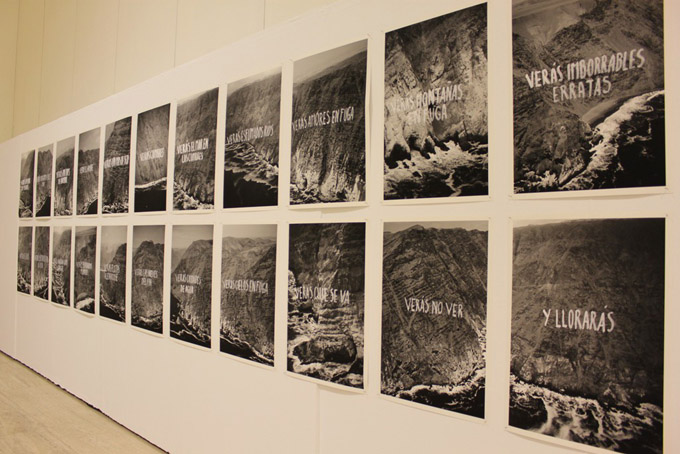 Imágenes de la exposición sobre Zurita.