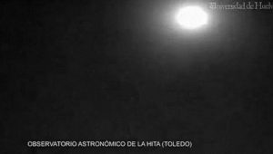 El asteroide surca el cielo de Toledo.