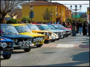 Esta sábado 29 de agosto se celebra la VI Ruta Nocturna de Coches Clásicos y Populares.