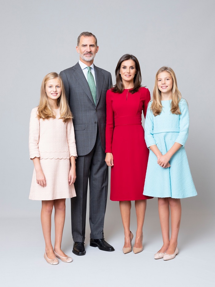 La luz inunda los nuevos retratos oficiales de la familia real