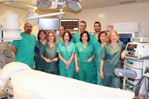 Un hospital español, referente mundial en una novedosa técnica de implantación de marcapasos