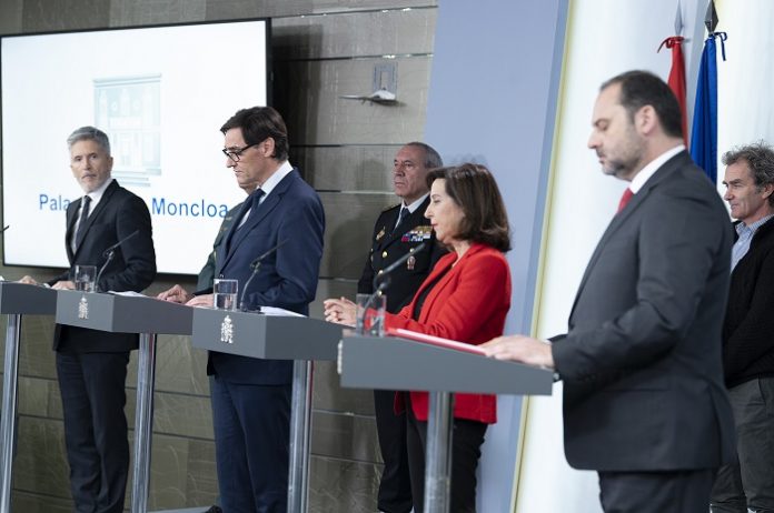 El Gobierno pone la sanidad privada a disposición de las comunidades autónomas El Gobierno pone la sanidad privada a disposición de las comunidades autónomas
