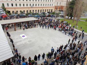 Deusto condena el asesinato machista de una de sus alumnas