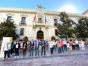 Guías turísticos homenajean a trabajadores esenciales con visitas gratuitas