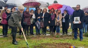 Hallan una fosa clandestina en un cementerio de Sevilla