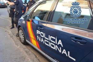 Mata a su hijo de 6 años y luego se suicida en un hostal de Madrid