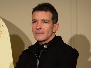 Antonio Banderas, tras dar positivo en covid-19: "me encuentro relativamente bien"