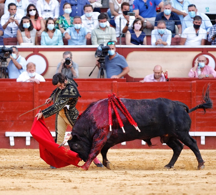 Andalucía marca una distancia de 1,5 metros entre el público en las corridas de toros