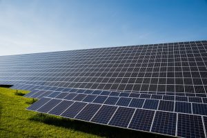 Cáceres construye seis nuevas plantas solares fotovoltaicas