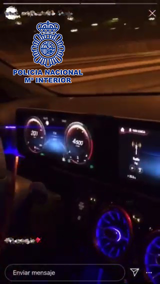 Detenido un joven tras publicar como conducía bailando a más de 200 km/h