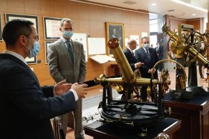 Felipe VI inaugura la muestra conmemorativa del 150º aniversario del Instituto Geográfico Nacional