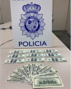 La Policía detiene a dos personas por distribuir billetes falsos en Córdoba