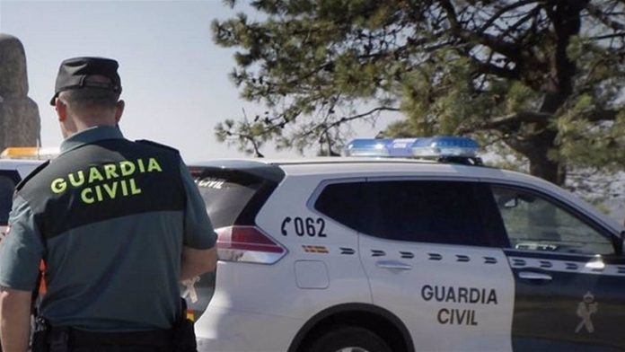 Cádiz.-Sucesos.- Dos detenidos por presunto intento de rapto de tres menores en las inmediaciones de dos IES en Chiclana